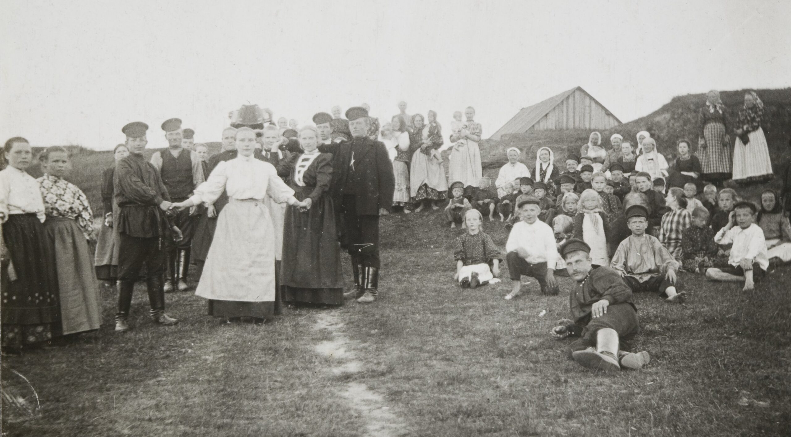 Samuli Paulaharjun ottama kuva vuodelta 1911 Inkeristä. SKS KRA.