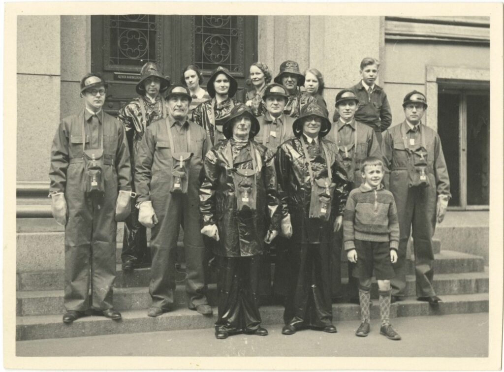 SKS:n väestönsuojelujoukot vuonna 1939.